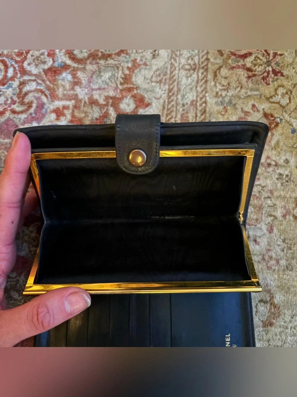 CHANEL Vintage CC Black Leather Wallet